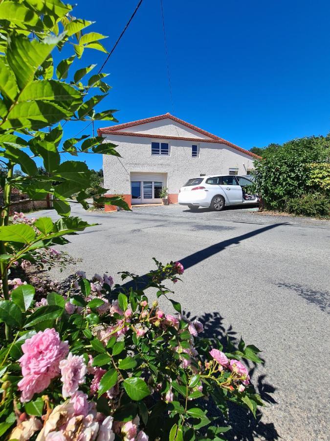 Holiday home La Gelotiere Maison De Compagne A 10 Min Du Puy Du Fou Sevremont